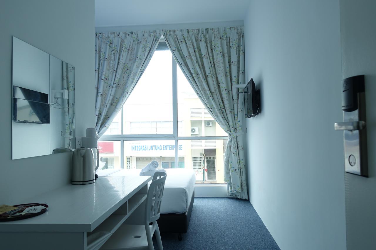 סרמבאן Lodge 10 Hotel מראה חיצוני תמונה